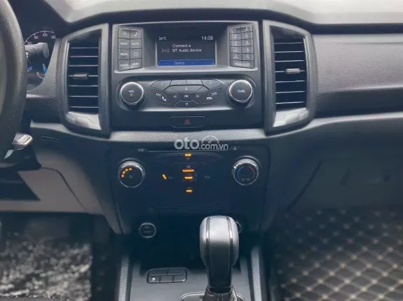 Ford Ranger XLS 2.0L 4x2 AT 2018 - Xem xe tại Hà Nội, chủ đi giữ gìn