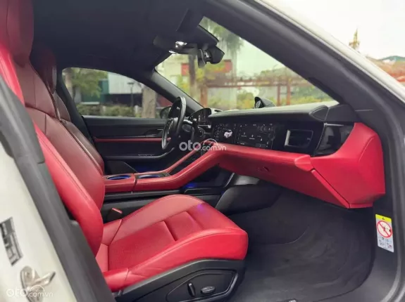 Porsche Taycan 4S 2021 - Trắng nội thất đỏ chạy ít full đồ