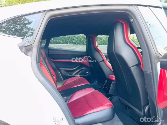 Porsche Taycan 4S 2021 - Trắng nội thất đỏ chạy ít full đồ