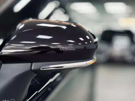 Toyota Camry 2.5Q 2021 - Chỉ chạy 30.000km như xe mới