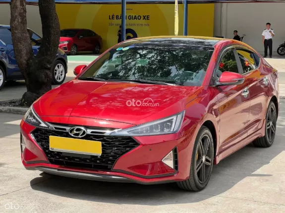 Hyundai Elantra Sport 1.6 2019 - Odo 44.000km
