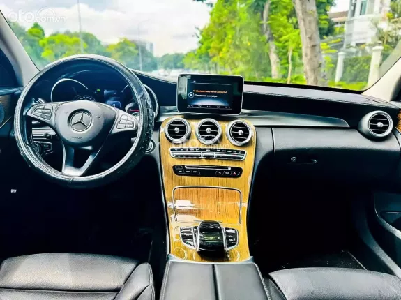 Mercedes-Benz C250 Exclusive 2016 - GIÁ GIẢM SÂU - XE NGUYÊN BẢN CÓ CAM KẾT VĂN BẢN
