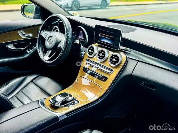 Mercedes-Benz C250 Exclusive 2016 - GIÁ GIẢM SÂU - XE NGUYÊN BẢN CÓ CAM KẾT VĂN BẢN