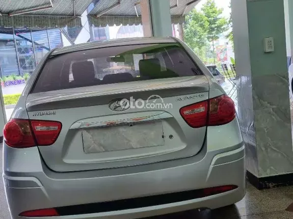 Hyundai Avante 1.6 MT 2014 - Giá 230 triệu