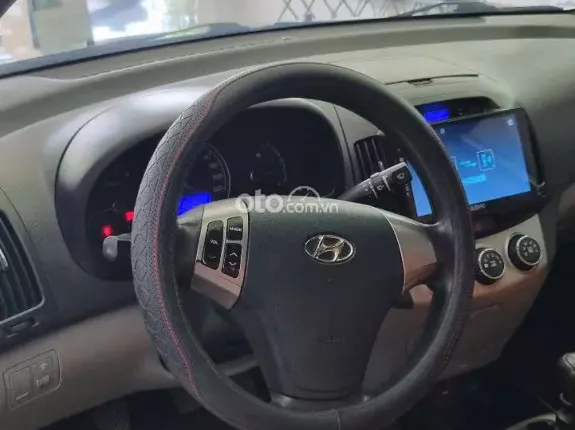 Hyundai Avante 1.6 MT 2014 - Giá 230 triệu