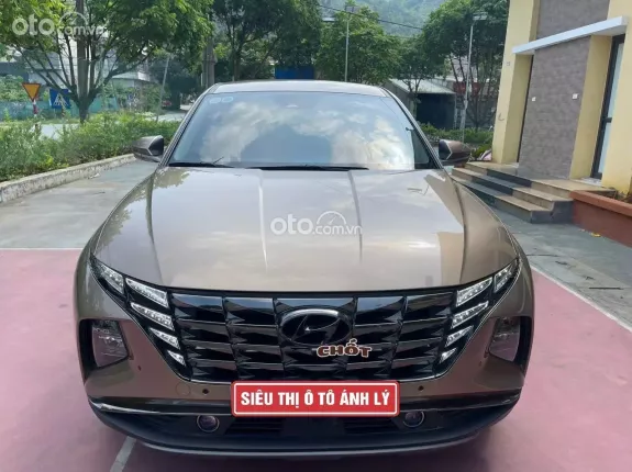 Hyundai Tucson 2.0 Dầu Cao cấp 2022 - SUV gầm cao chất lượng, keo chỉ máy số Zin