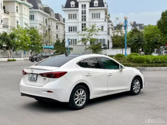 Mazda 3 1.5L Sedan 2015 - E bán m3 2015 siêu mới