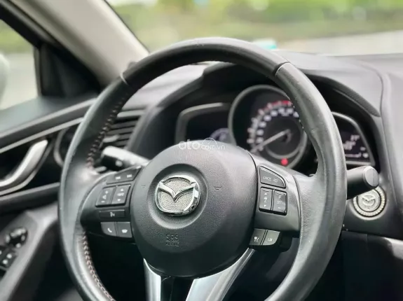 Mazda 3 1.5L Sedan 2015 - E bán m3 2015 siêu mới