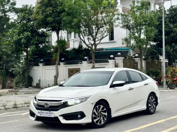 Honda Civic 1.8 AT 2018 - Xe đẹp