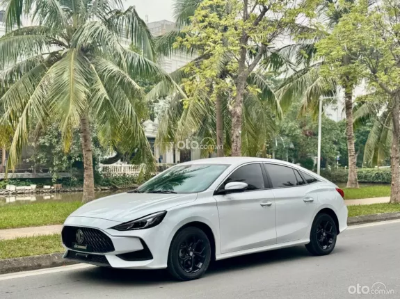 MG 5 1.5L CVT Delux 2022 - MG 5 1.5 AT 2022