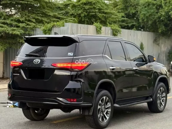 Toyota Fortuner 2.4 AT 4x2 Legender 2020 - 955