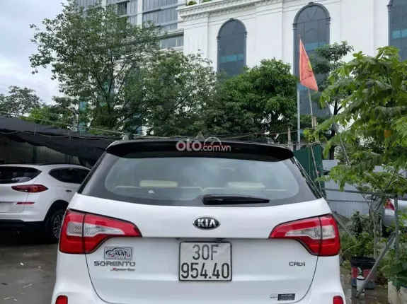 Kia Sorento 2.2D Premium AWD 2016 - Xe gia đình bền bỉ, tiết kiệm nhiên liệu