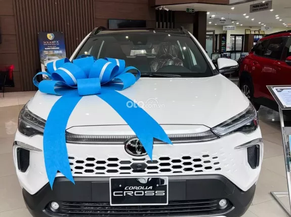 Toyota Corolla Cross 1.8 V  2025 - Sẵn xe giao ngay - Chào hè với khuyến mại siêu hấp dẫn, tặng phụ kiện, bảo hiểm chính hãng!