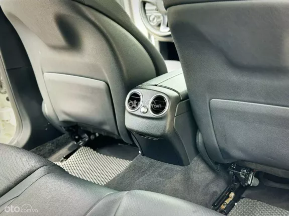 Mercedes-Benz C200 2.0 AT 2014 - Xe cũ 1 chủ chạy ít giá cực tốt