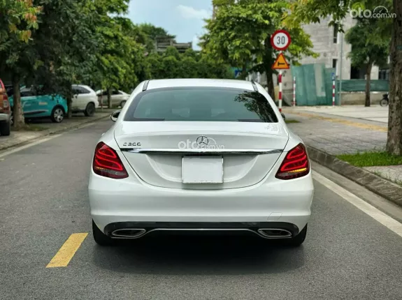 Mercedes-Benz C200 2.0 AT 2014 - Xe cũ 1 chủ chạy ít giá cực tốt