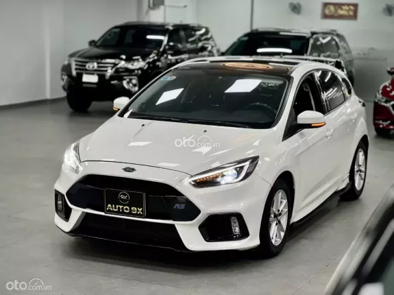 Ford Focus 1.5L EcoBoost Trend Hatchback 2019 - Xe 5 chỗ, tiện nghi, thể thao