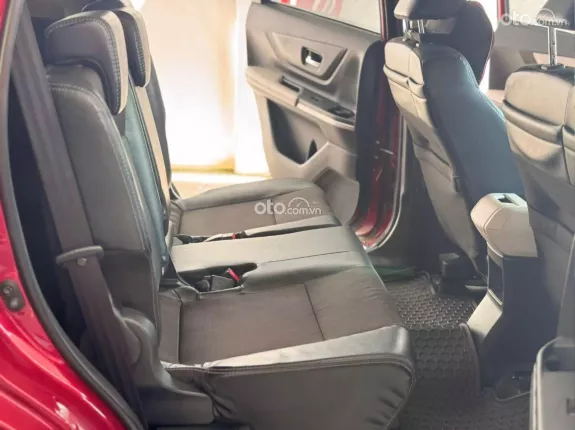Toyota Veloz Cross CVT Top 2022 - Liên hệ trực tiếp để xem xe