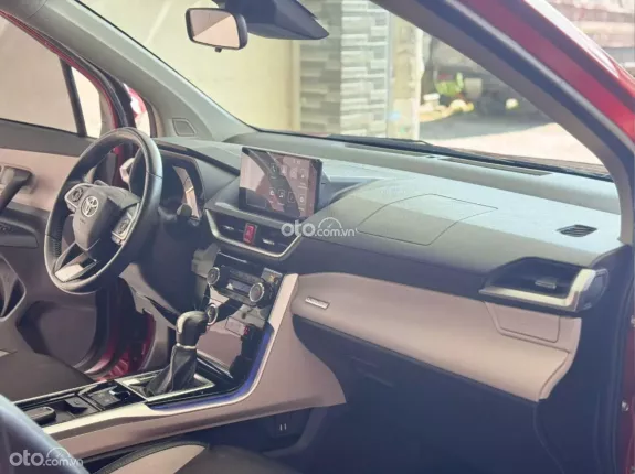 Toyota Veloz Cross CVT Top 2022 - Liên hệ trực tiếp để xem xe