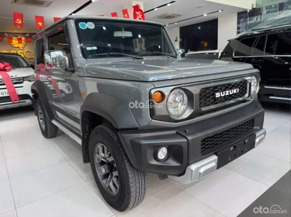 Suzuki Jimny 2023 - Xe 4x4 mạnh mẽ, thu hút mọi ánh nhìn