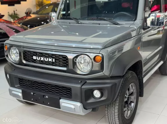 Suzuki Jimny 2023 - Xe 4x4 mạnh mẽ, thu hút mọi ánh nhìn