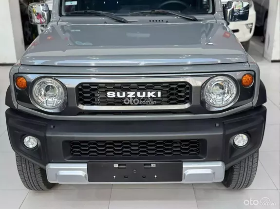 Suzuki Jimny 2023 - Xe 4x4 mạnh mẽ, thu hút mọi ánh nhìn