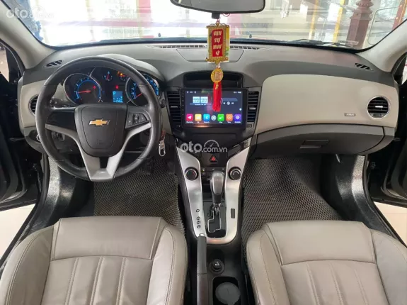 Chevrolet Cruze LT 1.8 2013 - Sedan 5 chỗ số tự động, nổi tiếng lành bền, tiết kiệm
