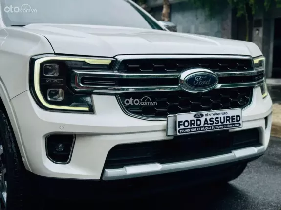 Ford Everest 2.0L ST5 10AT 4x4 Titanium 2022 - Xe SUV 7 chỗ bền bỉ, mạnh mẽ