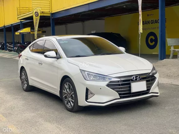 Hyundai Elantra   2.0 AT 2021 - Xe sedan đẹp, chất lượng cao, giá hợp lý