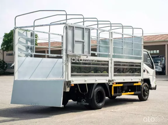 Đô thành  IZ65 2025 - Đô Thành IZ50s tải trọng 2,3T thùng dài 3m8