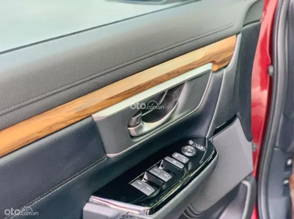 Honda CR-V 1.5 L 2018 - Xe đẹp, giá tốt sang tên ngay