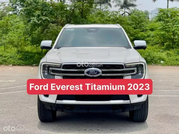 Ford Everest Titanium 2.0 AT 4x2 2023 - Máy nguyên bản của nhà sản xuất