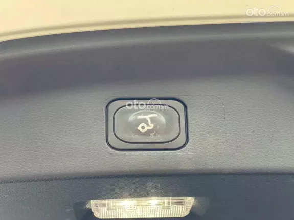 Ford Everest Titanium 2.0 AT 4x2 2023 - Máy nguyên bản của nhà sản xuất