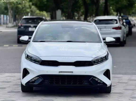 Kia Cerato 1.6 AT Premium 2021 - Một chủ từ mới chạy 4 vạn rất mới