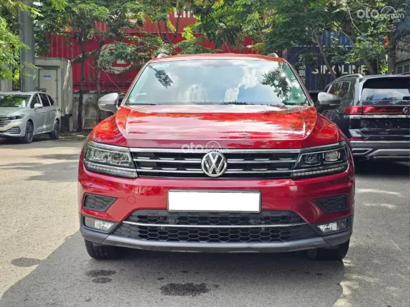 Volkswagen Tiguan Allspace 2019 - Màu đỏ 1 chủ từ đầu nhập Mexico