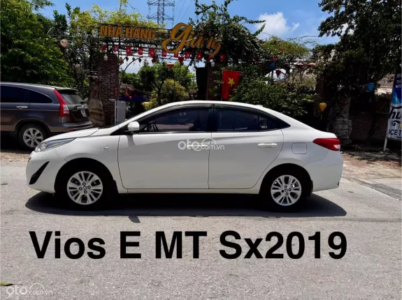 Toyota Vios 1.5E MT 2019 - Xe đẹp zin không lỗi