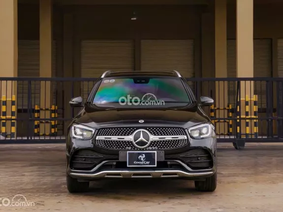 Mercedes-Benz GLC 300 4Matic V1 2022 - Xe lướt đẹp như mới với nhiều tính năng cao cấp