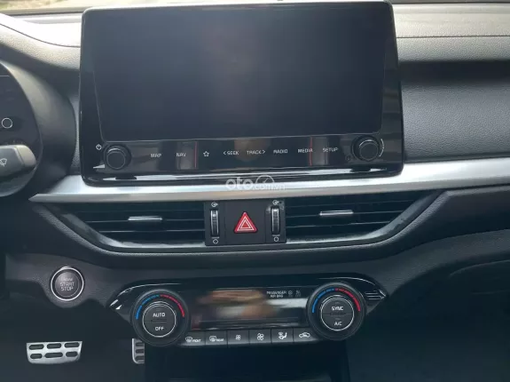 Kia K3 2023 - 1.6 turbo