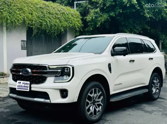 Ford Everest Titanium 2.0L AT 4WD 2023 - Xe lướt chất lượng cao, đầy đủ phụ kiện