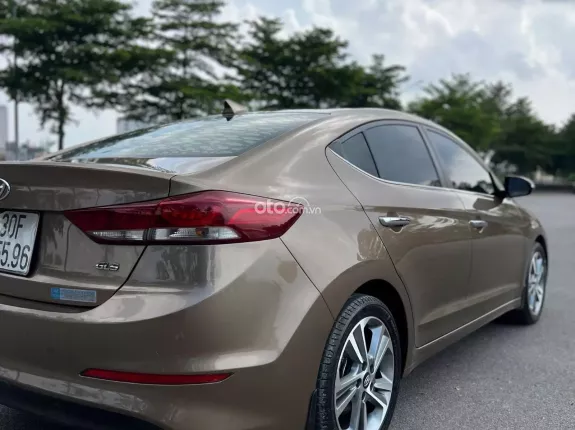Hyundai Elantra   2.0 AT 2019 - Xe cũ chất lượng, nội thất còn mới