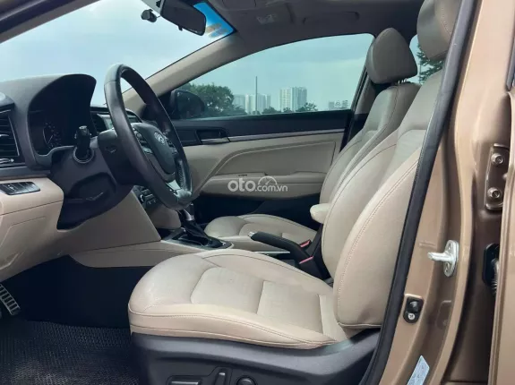 Hyundai Elantra   2.0 AT 2019 - Xe cũ chất lượng, nội thất còn mới