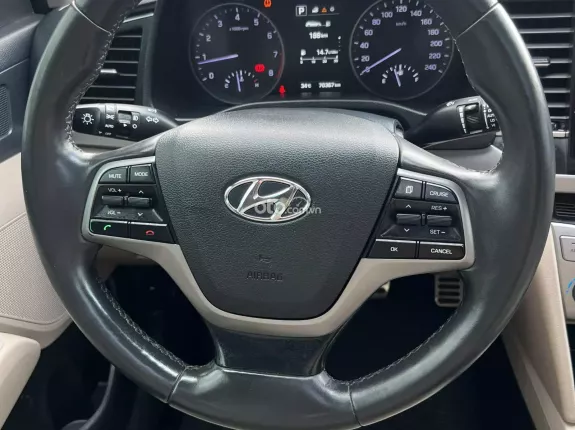 Hyundai Elantra   2.0 AT 2019 - Xe cũ chất lượng, nội thất còn mới