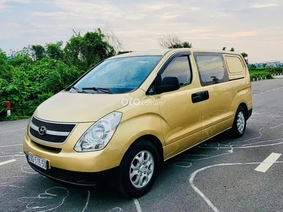 Hyundai Grand Starex 2.4 MT 2008 - Huyndai Starex đời 2008, máy cơ, nhập khẩu Hàn Quốc, 6 chỗ