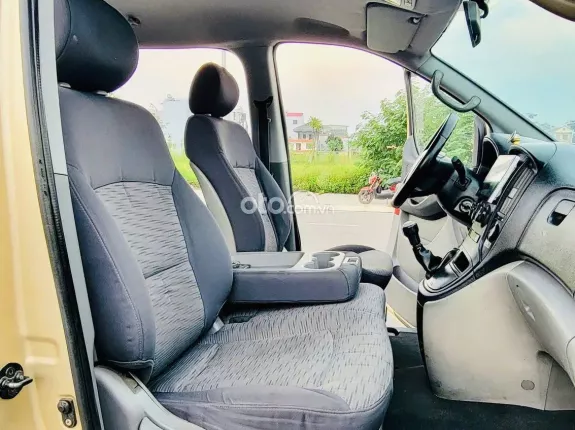 Hyundai Grand Starex 2.4 MT 2008 - Huyndai Starex đời 2008, máy cơ, nhập khẩu Hàn Quốc, 6 chỗ