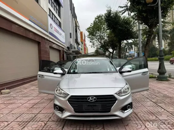 Hyundai Accent 1.4 MT 2018 - Đẹp không lỗi nhỏ