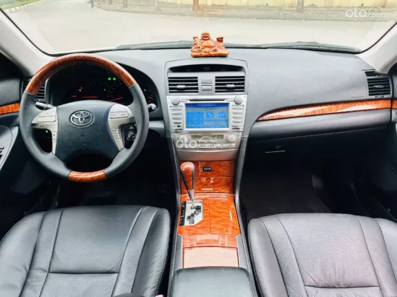 Toyota Camry 2011 - Odo 120000 km