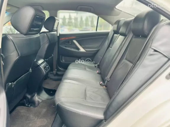 Toyota Camry 2011 - Odo 120000 km