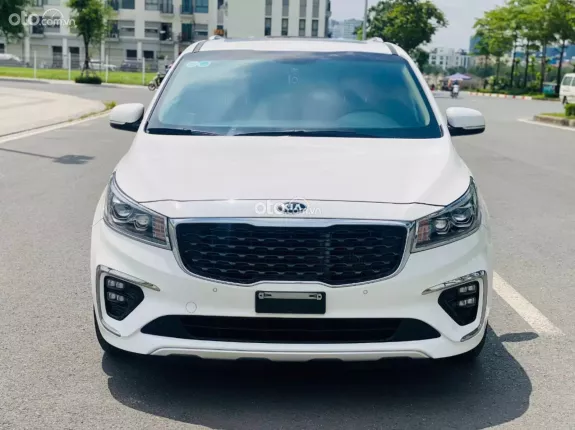 Kia Sedona 2.2 Luxury 2021 - 875 triệu