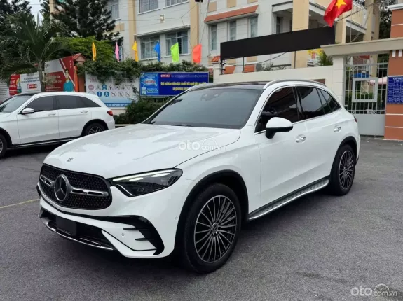 Mercedes-Benz GLC 300 4Matic 2023 - BAO ĐẬU BANK 70-90% (Ib Zalo tư vấn trực tiếp 24/7)