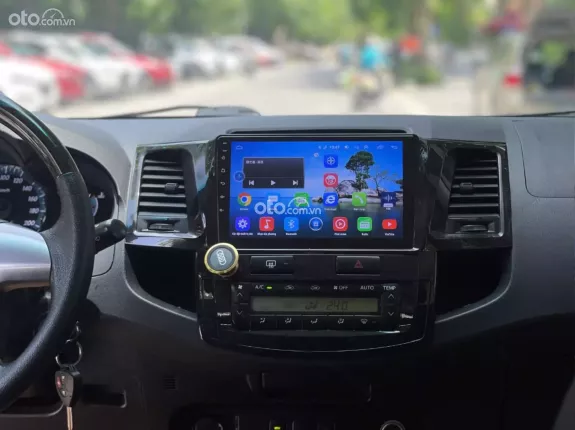 Toyota Fortuner 2.7 V 4X4 AT 2015 - Toyota Fortuner 2.7 V 4x4 AT 2015