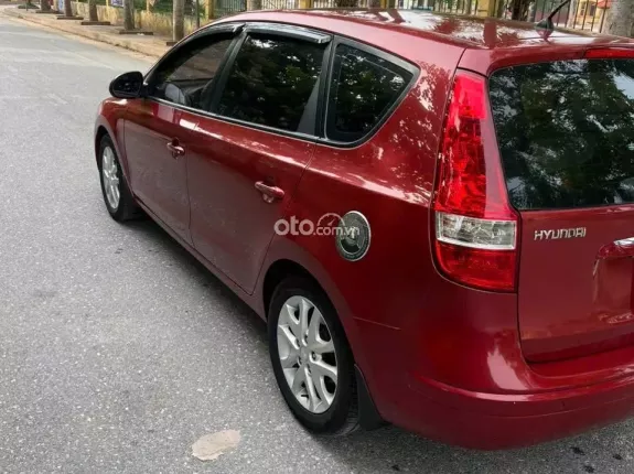 Hyundai i30 CW 1.6 AT 2009 - Xe nhập khẩu 5 cửa. Tên tư nhân biển 30A Xe đại chất, Máy số keo chỉ zin hết. Nội